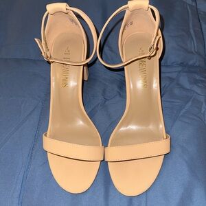 Dream Pairs Women's Cream Heels